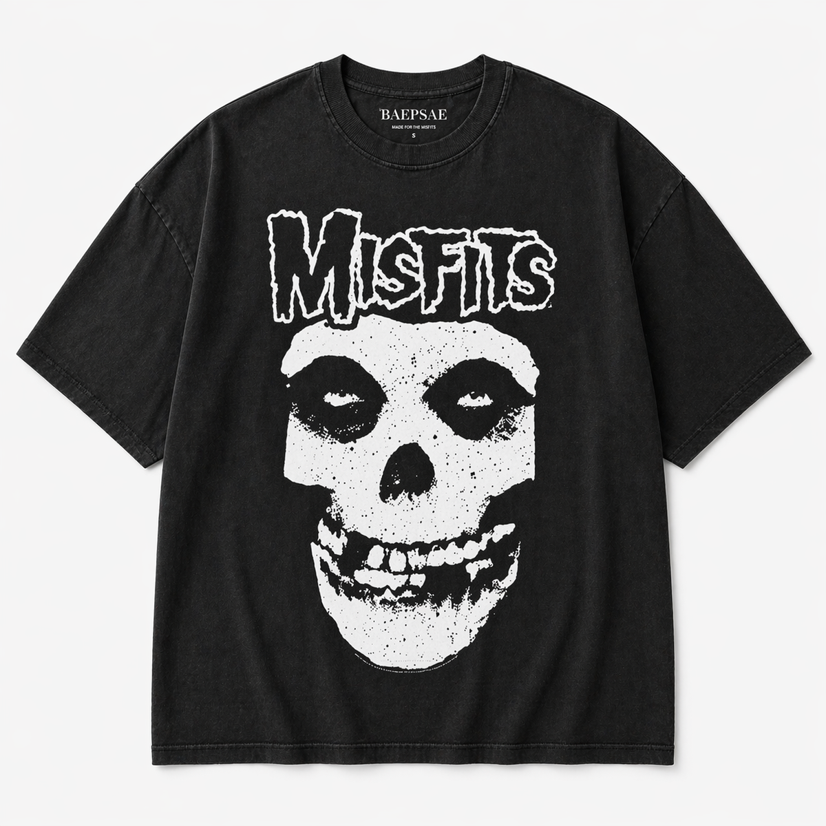 misfits style vintage black tee oversized fit